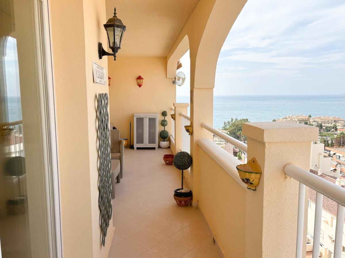 Beautiful With Sea Views! Apartment Benalmadena