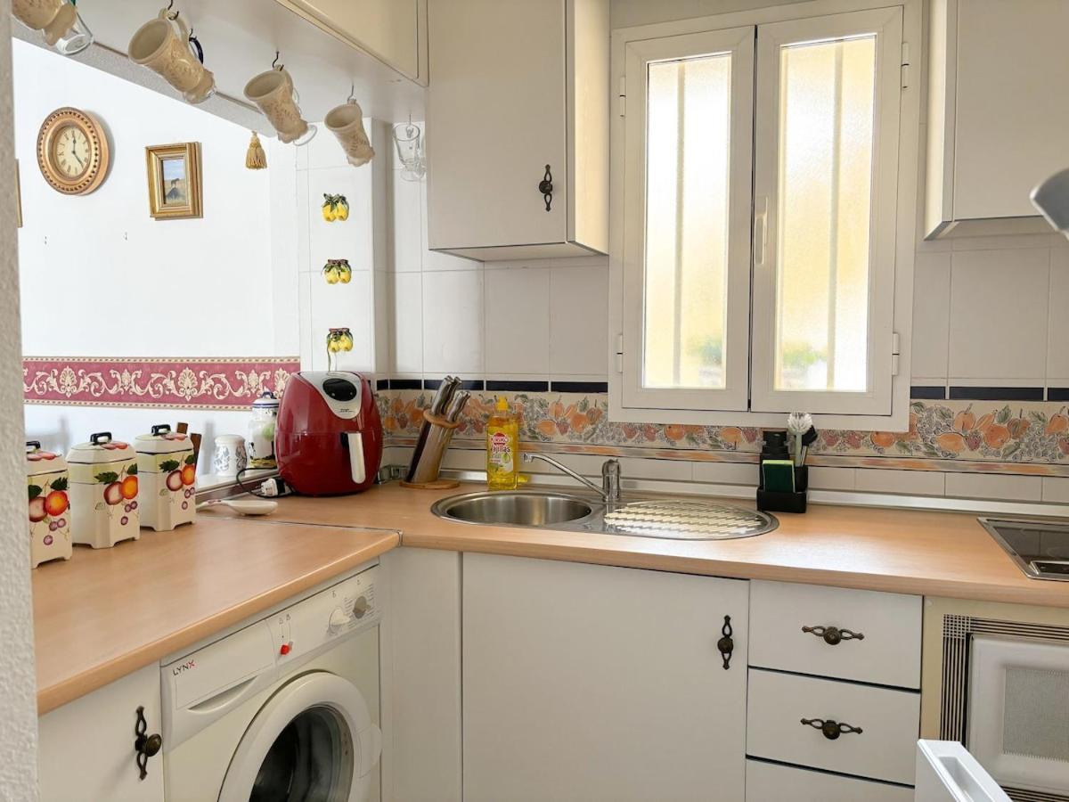 Beautiful With Sea Views!