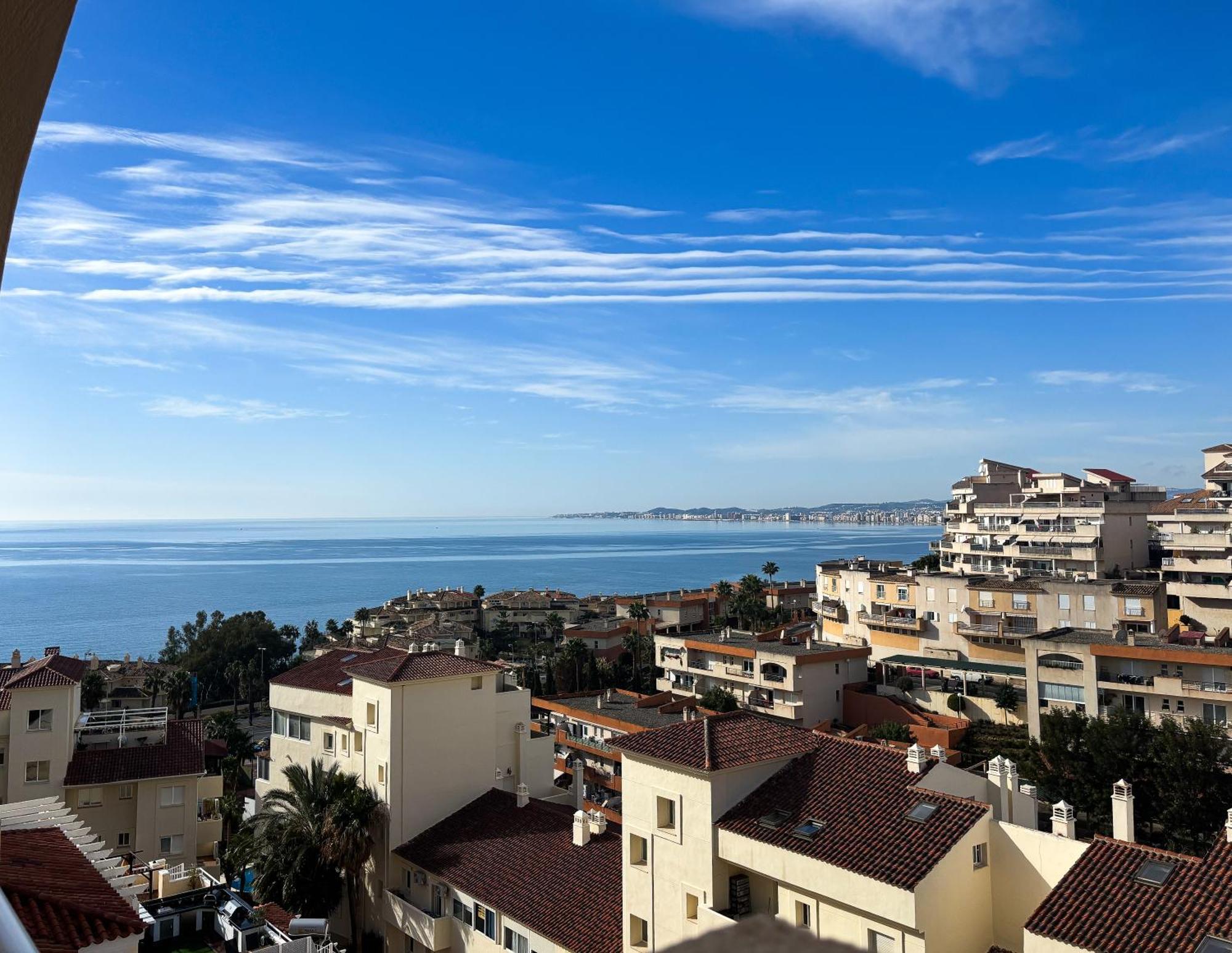 Beautiful With Sea Views! *