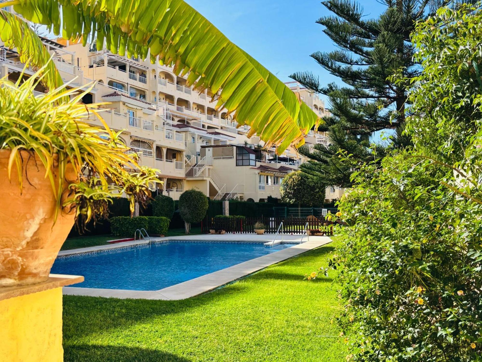 Beautiful With Sea Views! *